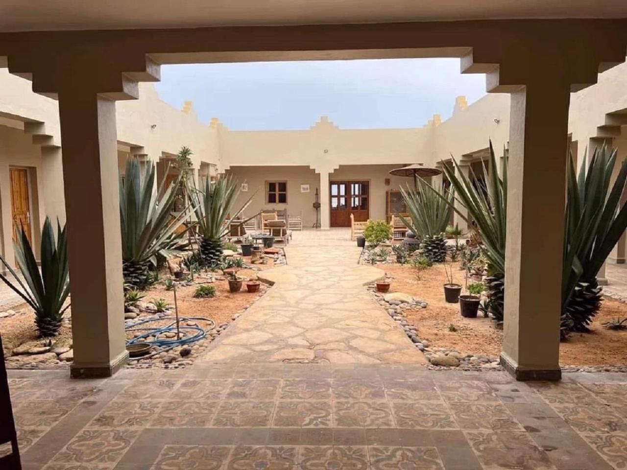 La Courbine D'Argent Hotel Akhfennirr Luaran gambar
